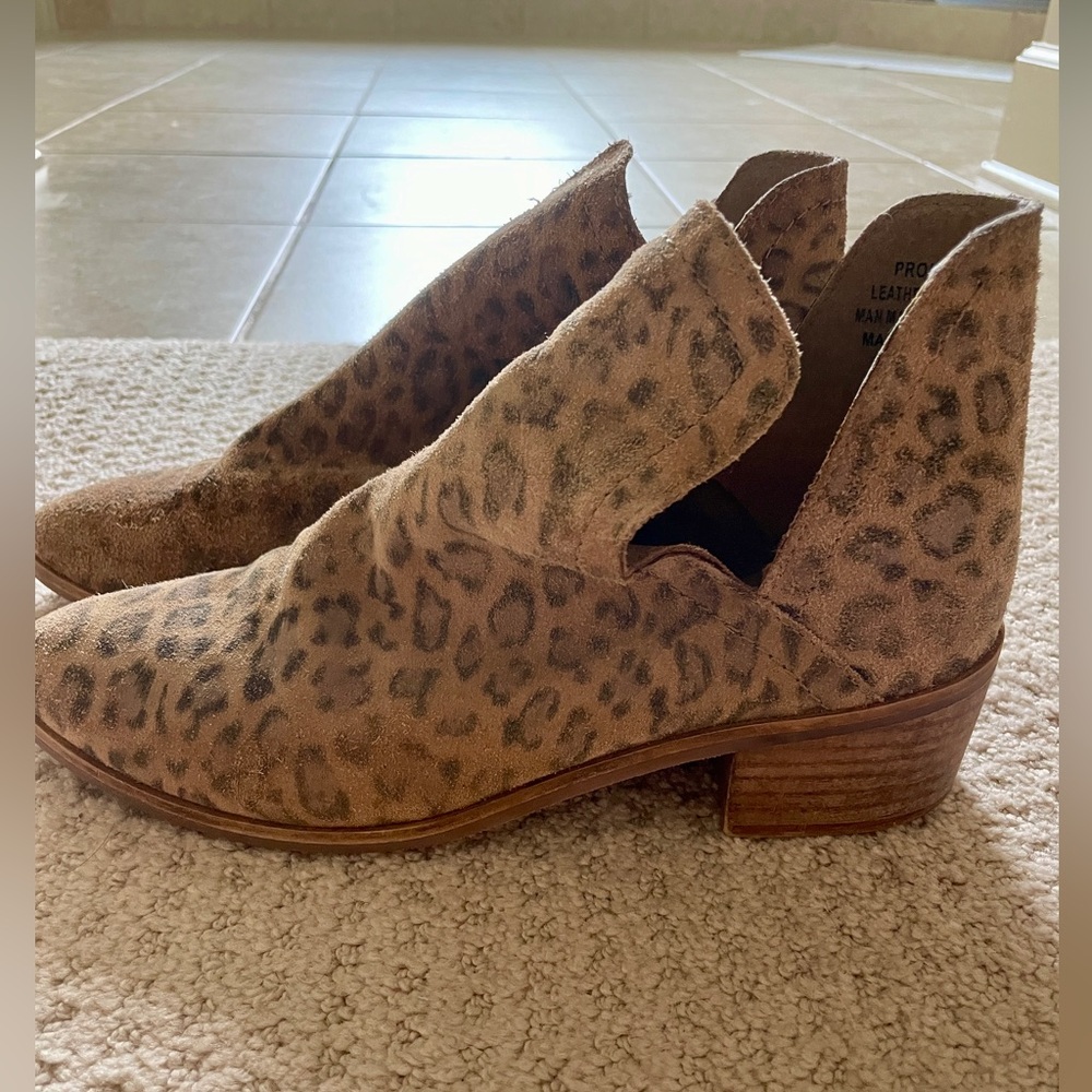 Coconuts by Matisse Booties